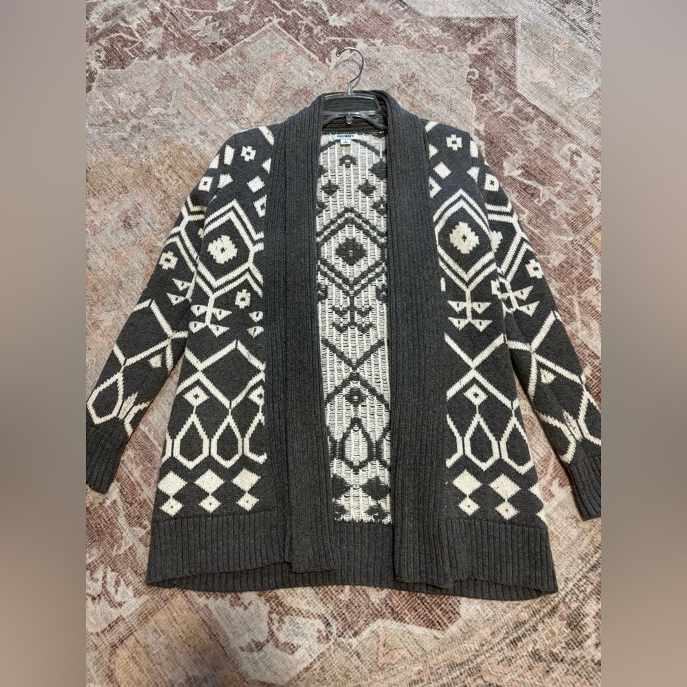 Old Navy Women's Gray and White Patterned Sweater, XS